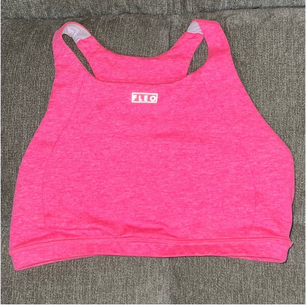Fleo sports bra